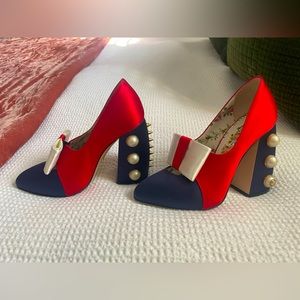 Gucci Luna pumps